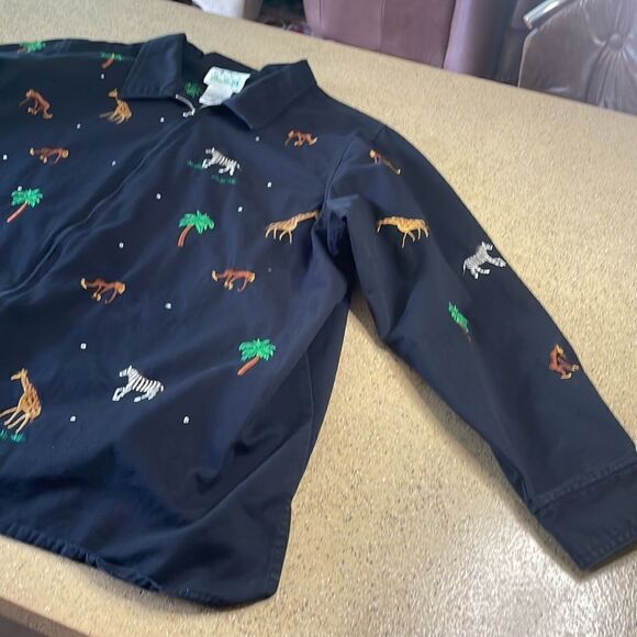 Embroidered jungle critters zip up black cotton jacket / shacket - Picture 4 of 16